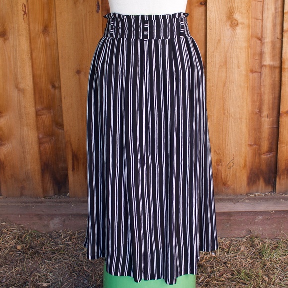 A.L.C 100% Silk Black & White Striped Button Down Skirt With Belt Size 10 - Picture 9 of 16